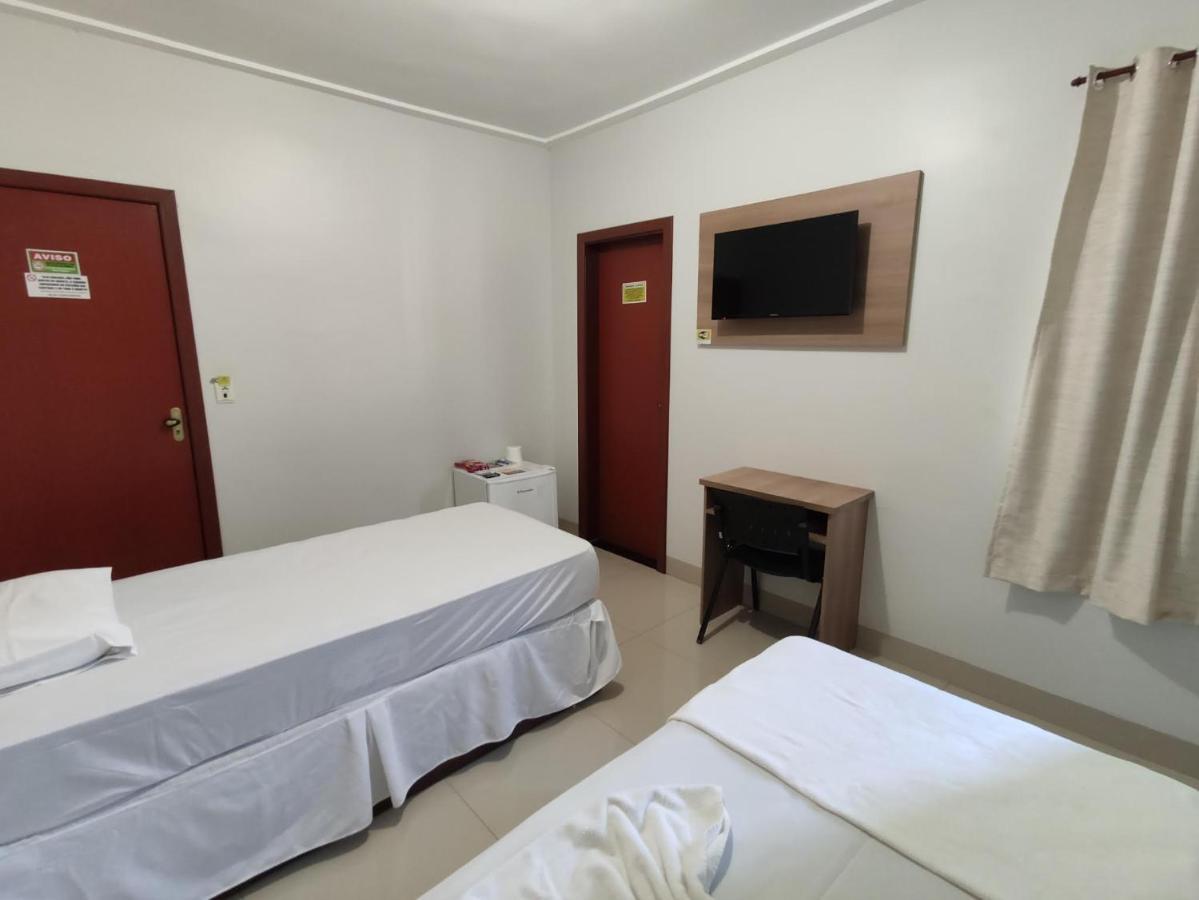 Cemarim Hotel Catalão Eksteriør billede