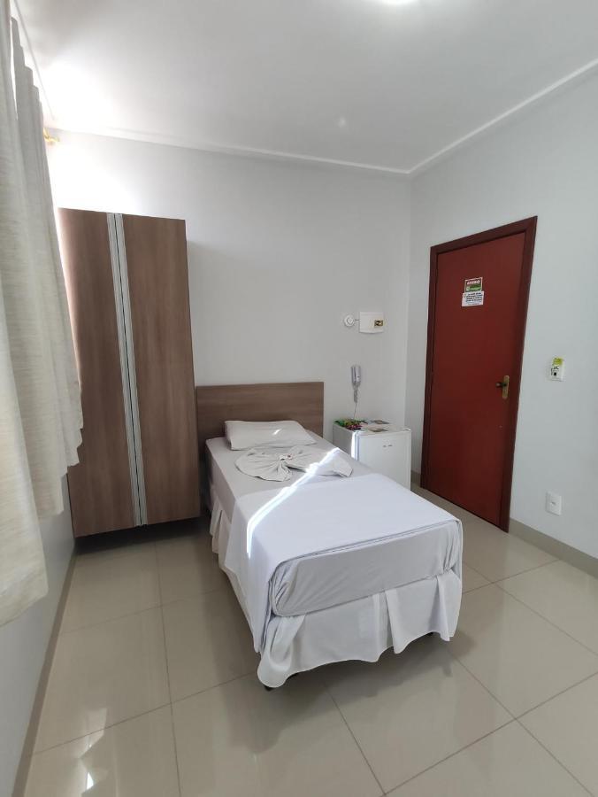 Cemarim Hotel Catalão Eksteriør billede